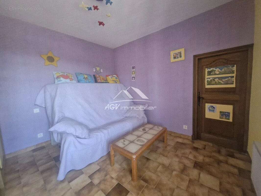 A Rousson, maison d'environ 161 m² avec piscine - photo 24