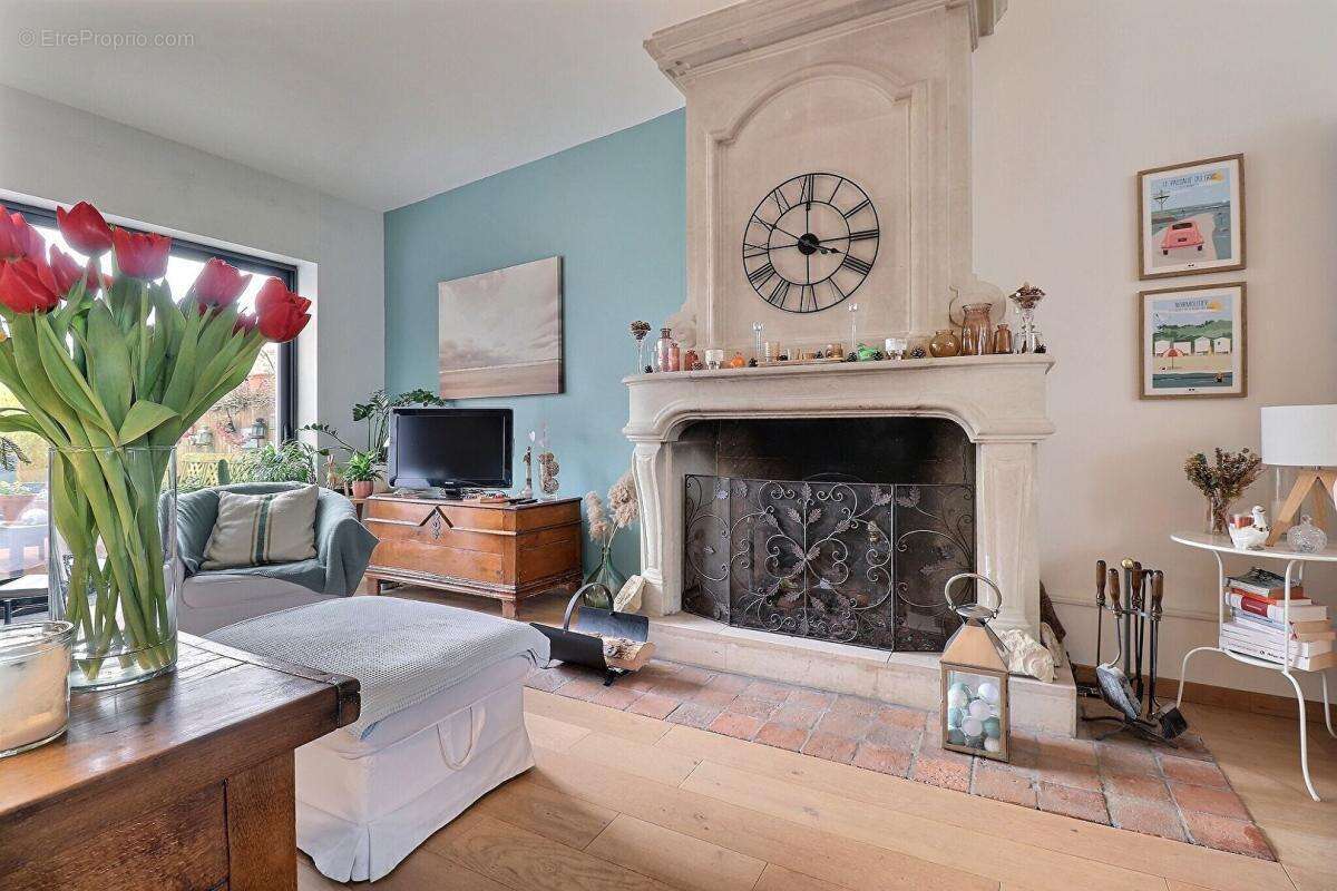 Maison à LES PONTS-DE-CE