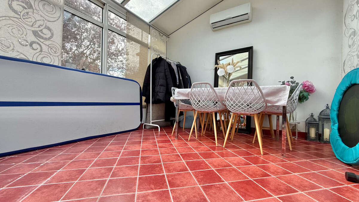 Maison à CORBEIL-ESSONNES