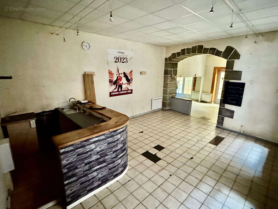 Commerce à CLERMONT-FERRAND