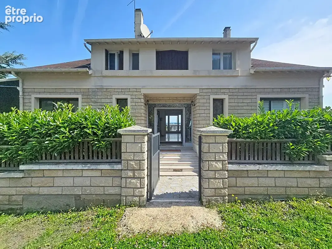 Exclusivite - la riviere saint sauveur - spacieuse maison à rafraîchir - photo 4