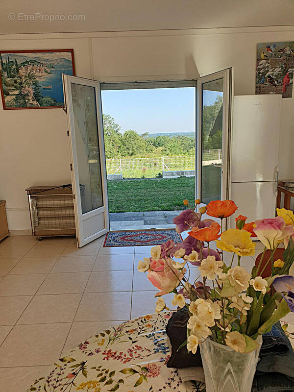 Maison à LA GENETOUZE