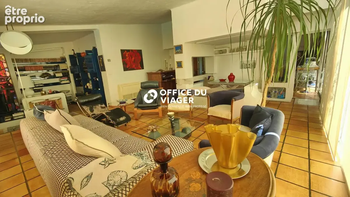 Maison - 6 pièces - 180 m² - photo 6