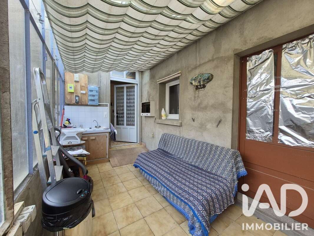 Maison 62 m² à Thouars  - photo 7