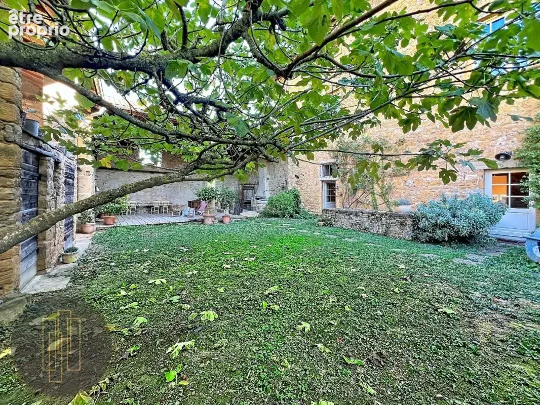 Poleymieux-au-Mont-d'Or – Propriété de caractère sur 1 049 m² terrain - photo 21