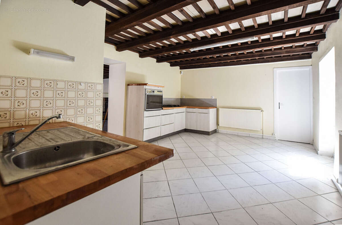 Appartement à MORRE