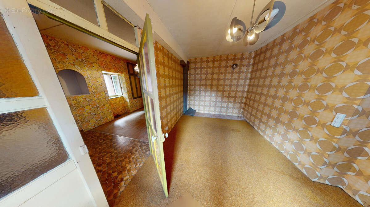 Maison à LE MONASTERE