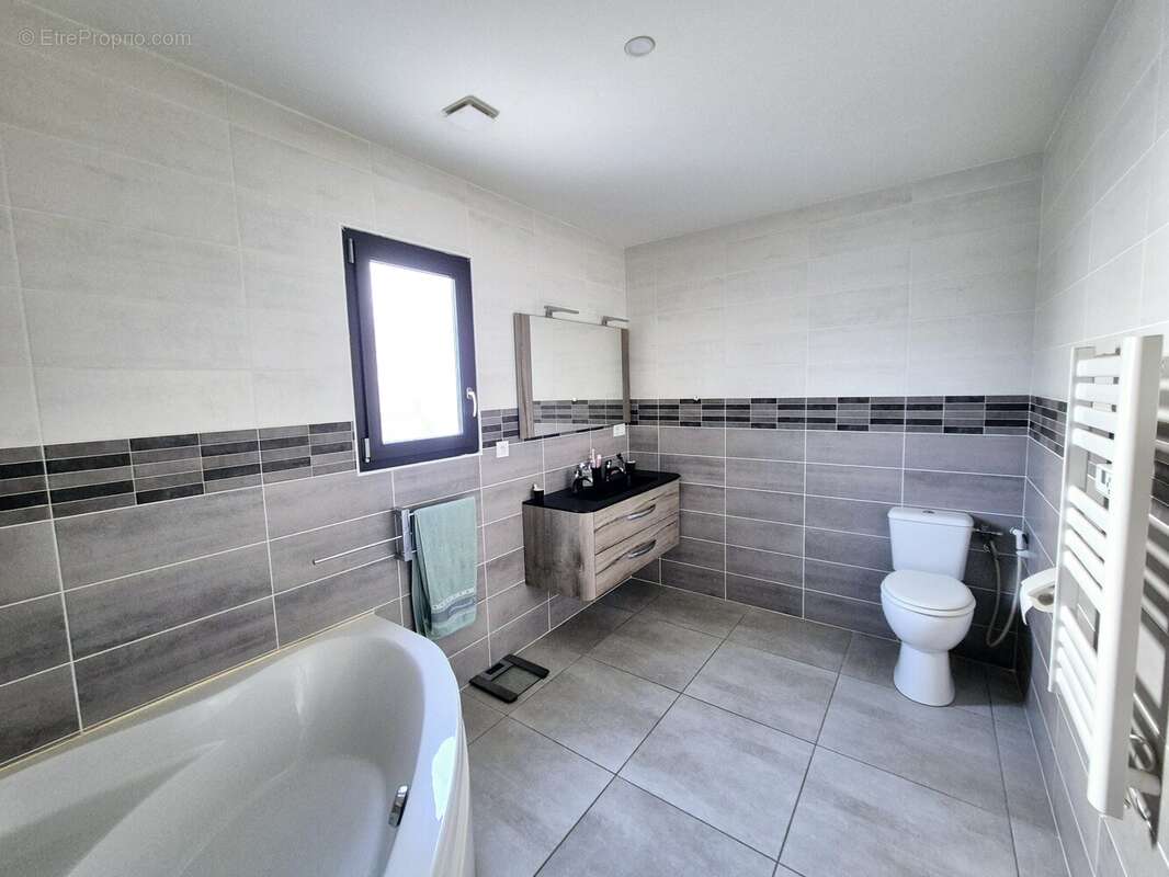 Maison à SALLELES-D&#039;AUDE