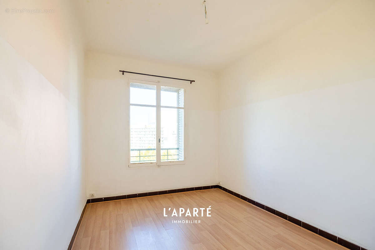 Appartement à MARSEILLE-9E