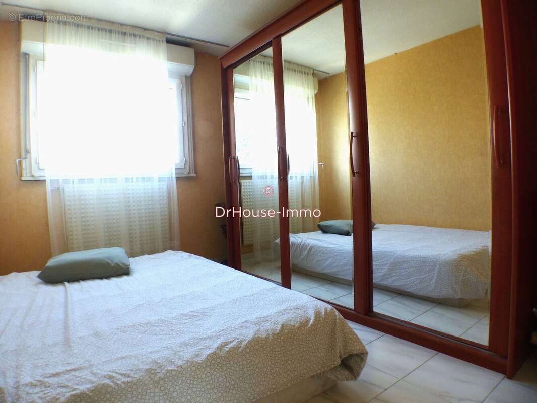 Appartement à MARSEILLE-11E