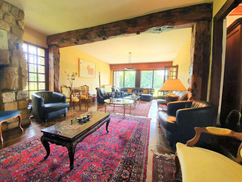 Maison à BELLERIVE-SUR-ALLIER