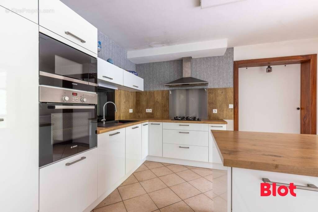 Maison à SAINT-MEDARD-SUR-ILLE