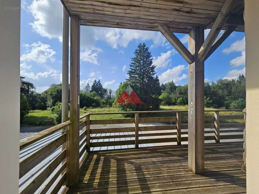 Appartement à SAINT-LAURENT-EN-GRANDVAUX