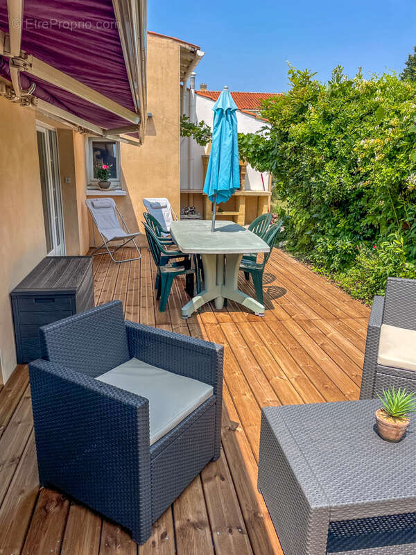 Maison à FONTCOUVERTE