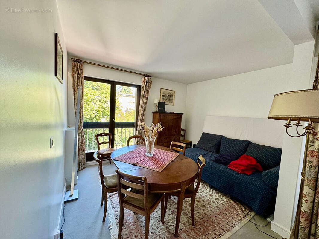 Appartement à VERSAILLES