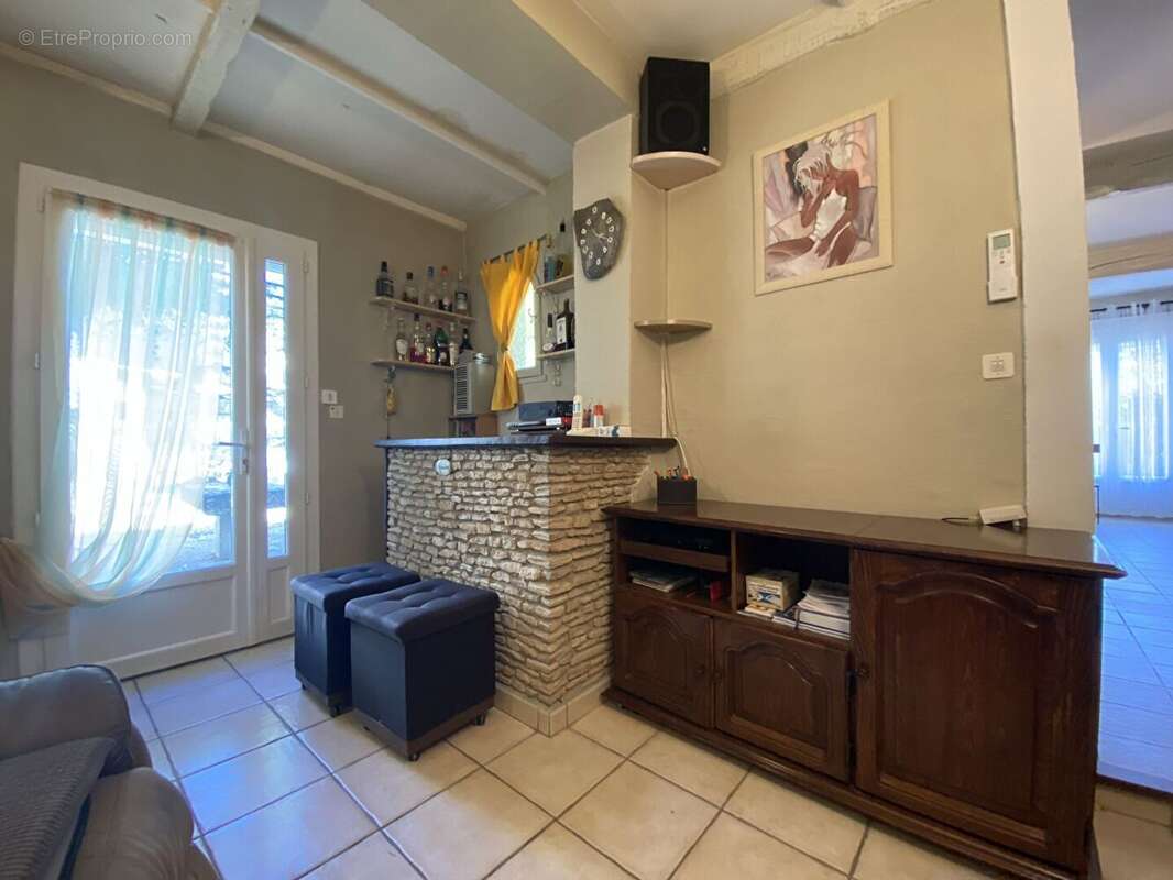 Maison à L&#039;ISLE-SUR-LA-SORGUE