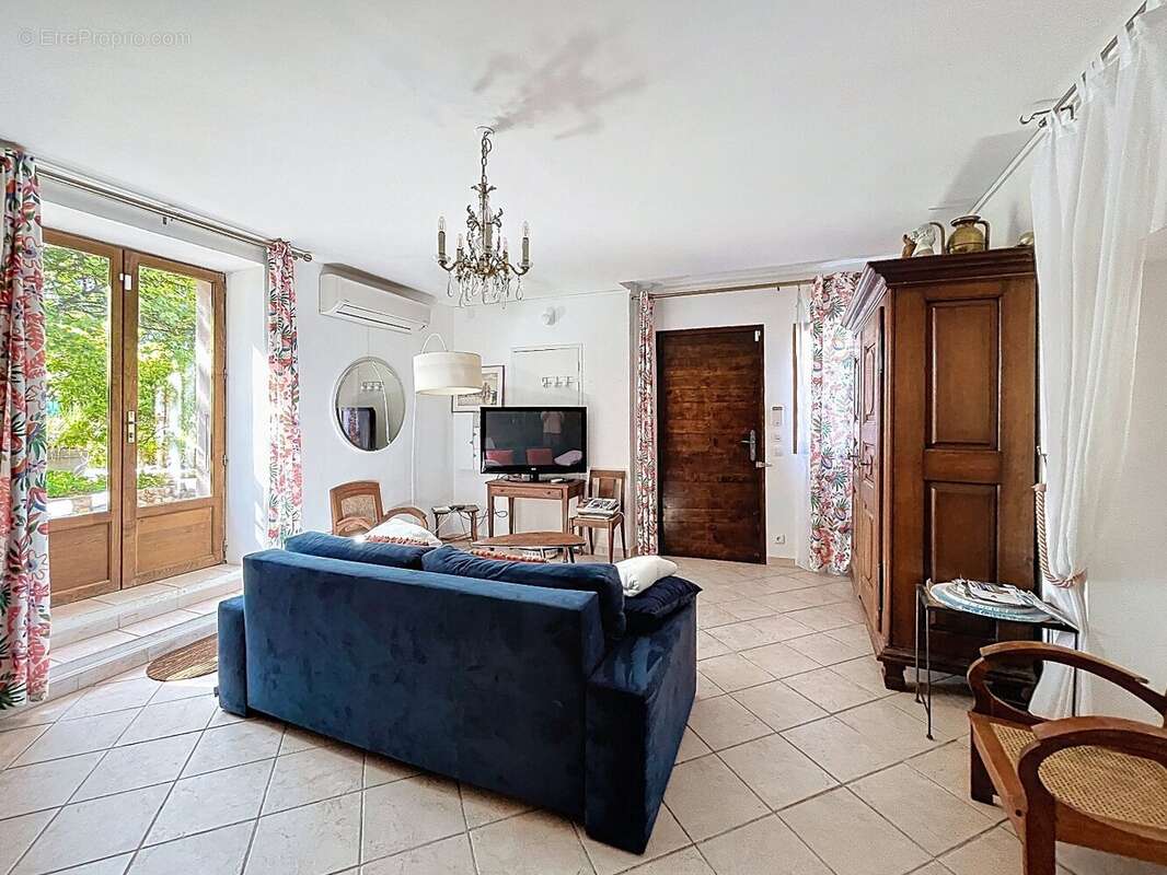 Maison à CEBAZAN