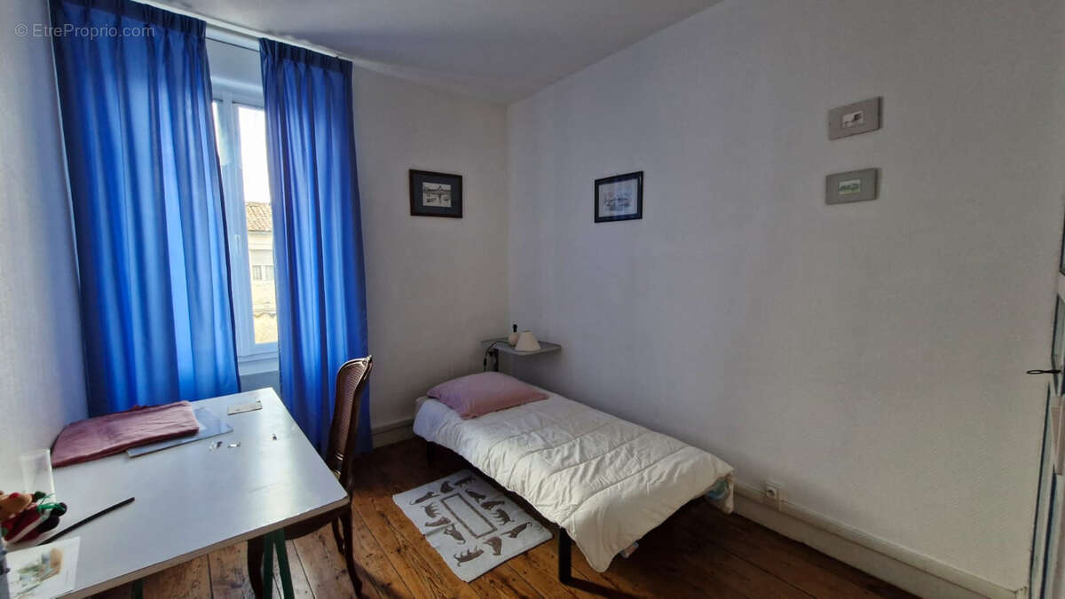 Maison à MORTAGNE-SUR-GIRONDE