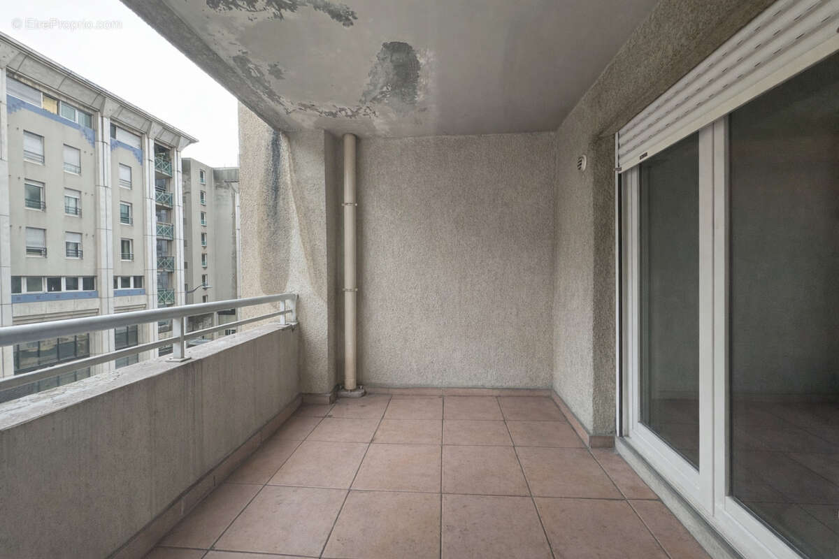 Appartement à MARSEILLE-8E