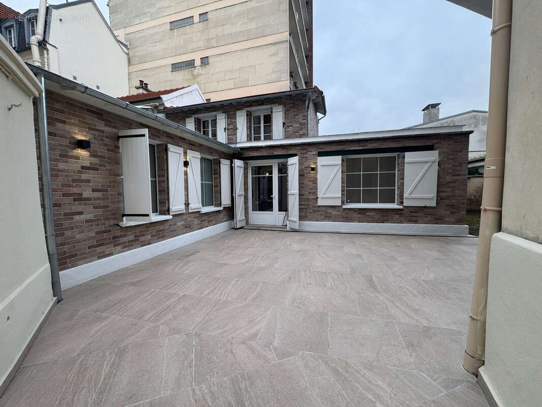 Maison à CHARENTON-LE-PONT