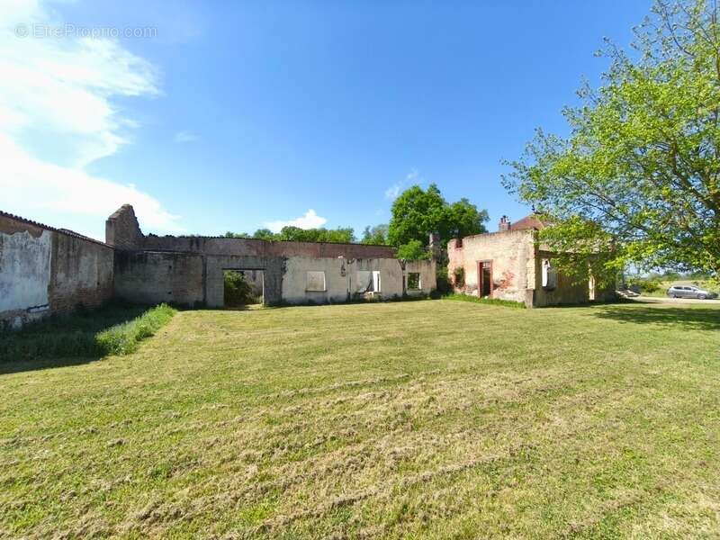 Maison à AIRE-SUR-L'ADOUR