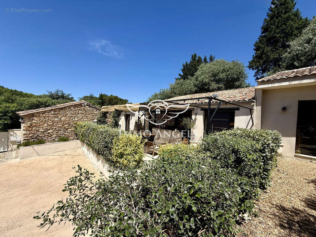 Maison à NIMES