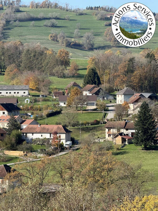 Terrain à NOVALAISE