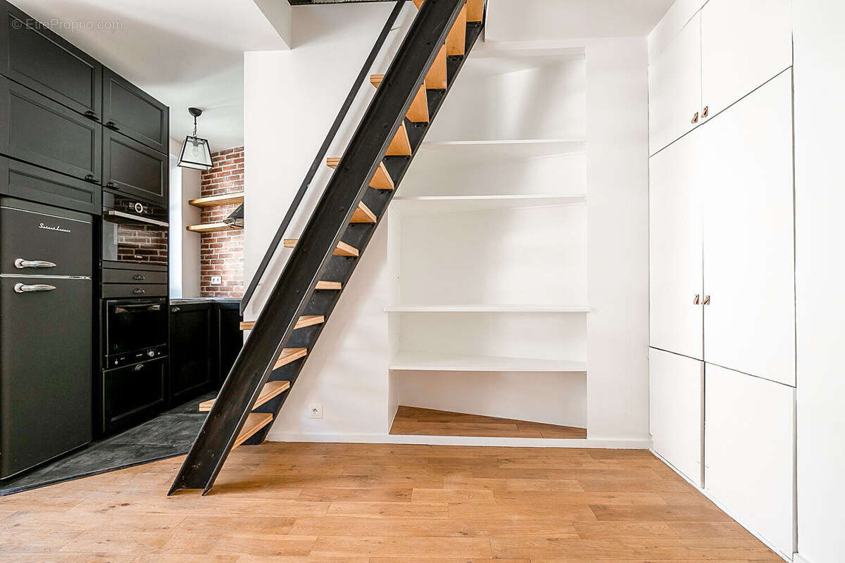 Appartement à PARIS-18E