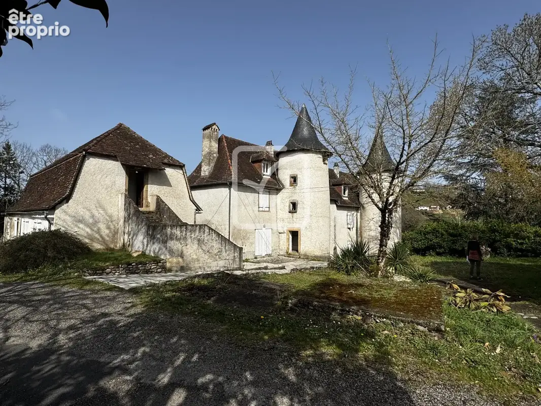 Maison à GAGNAC-SUR-CERE