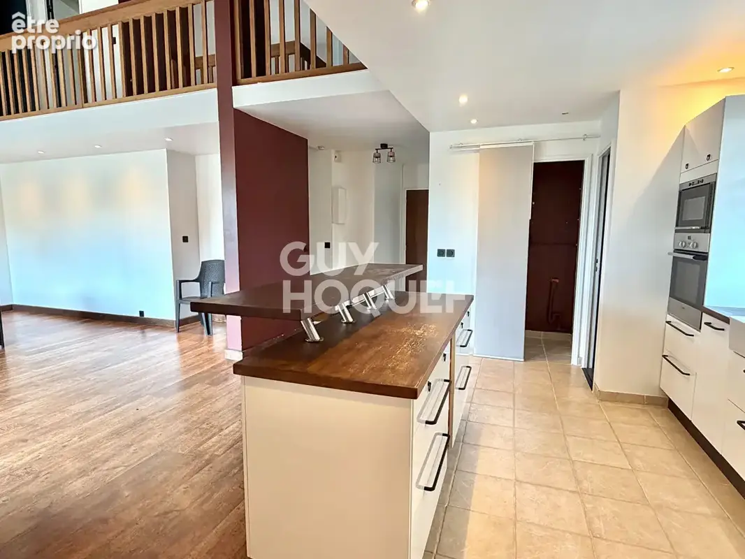 Appartement en duplex avec 2 terrasses au Coudray Montceaux - photo 3