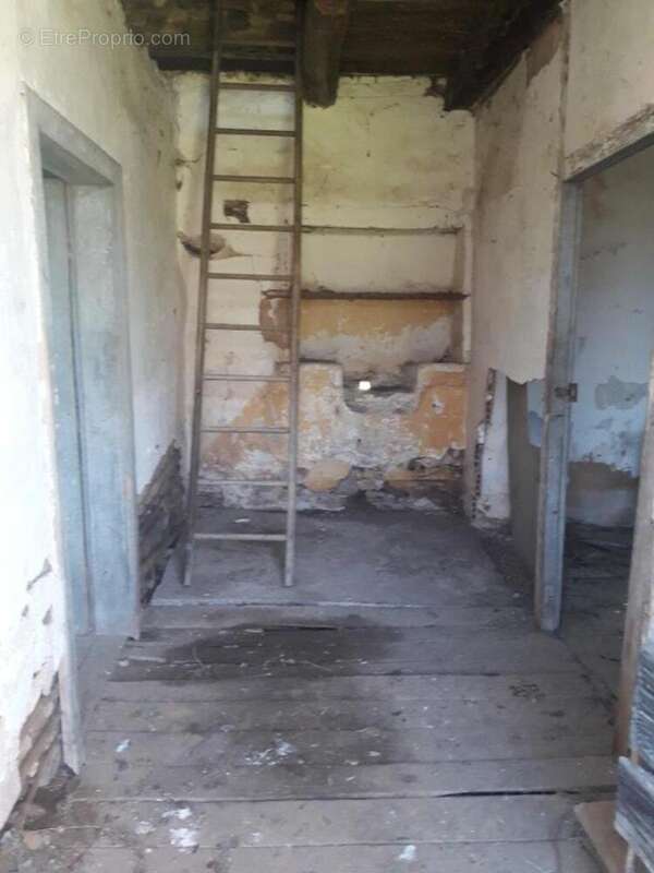 Int Anc Maison - Maison à MAZEYROLLES