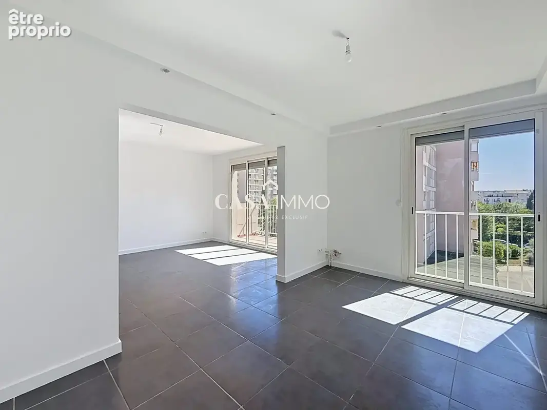 Appartement 5 pièces 83 m² à vendre à La Garde (83130) - photo 2