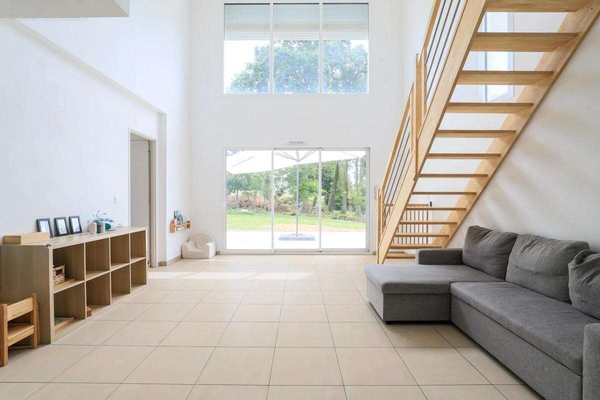 Maison neuve de 5 pièces de 122 m² à Frétoy-le-Château - photo 9