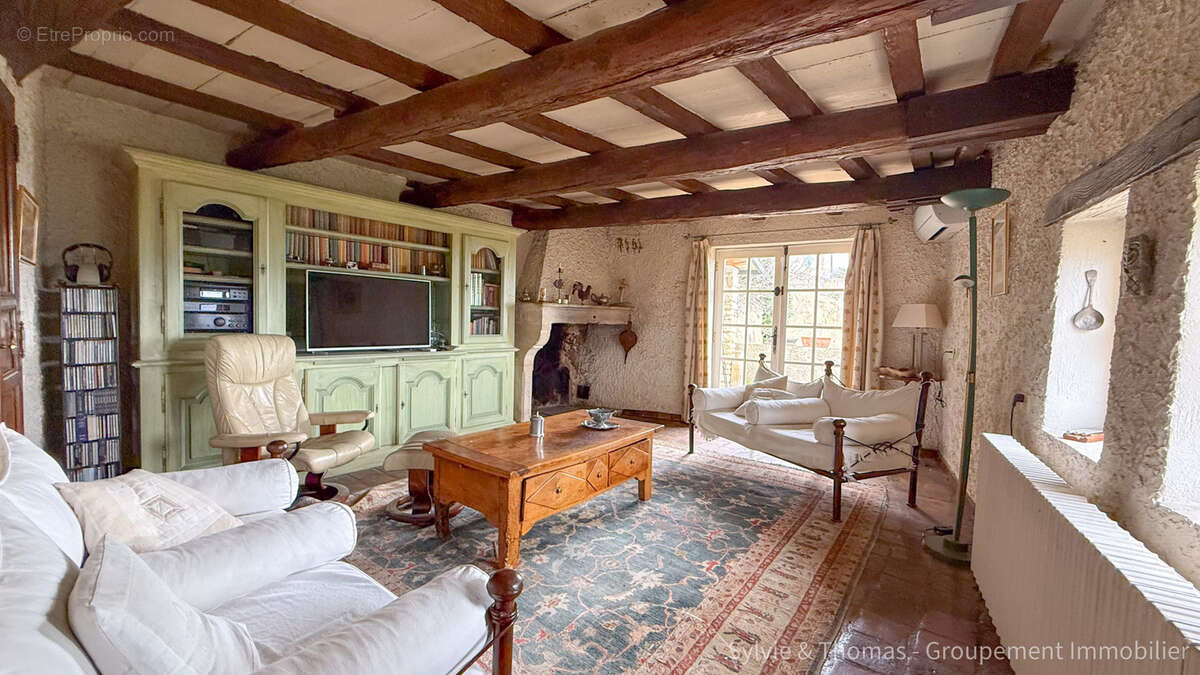 Maison à LES ANGLES