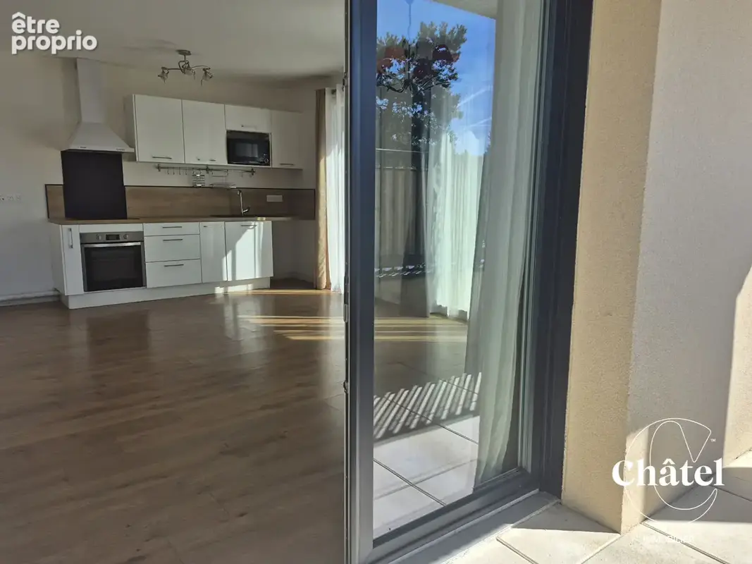 Appartement Chantilly  2 ch- jardin - proche gare -terrasse- parking sous sol - photo 3