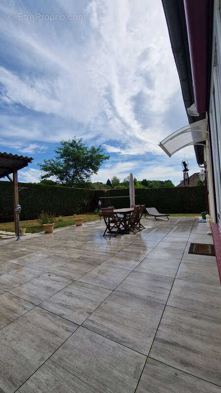 Maison à ARNAC-POMPADOUR