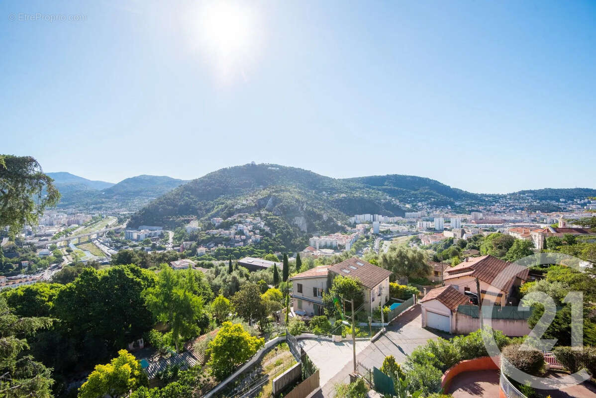 Appartement 78 m² à Nice  - photo 13