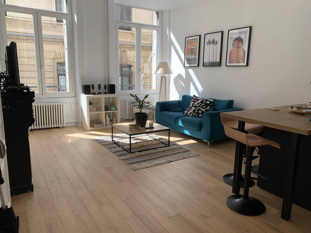 Appartement à SAINT-ETIENNE