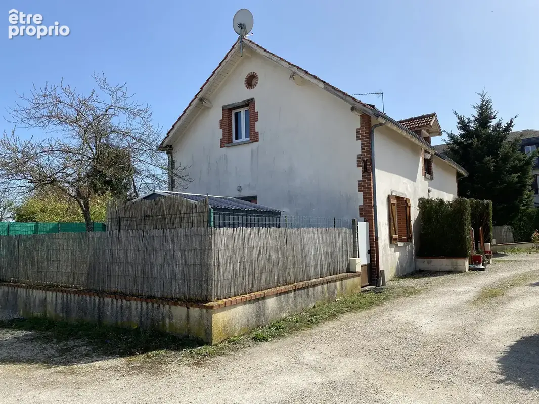 Appartement 9 pièces 126 m² à vendre à La Ferte-Saint-Aubin (45240) - photo 9