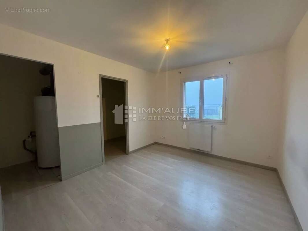 Maison à NOGENT-SUR-SEINE