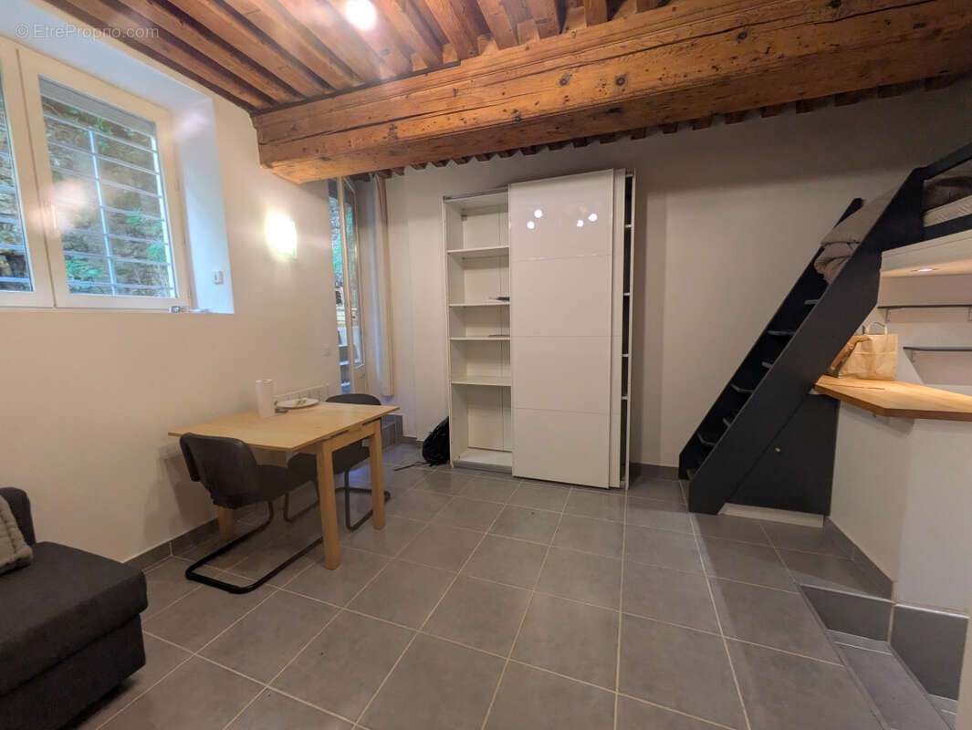 Appartement à LYON-1E