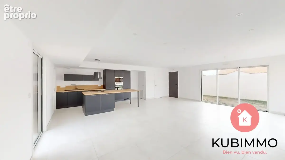 Maison 4 pièces 119 m² à vendre à Saint-Hilaire-La-Foret (85440) - photo 4