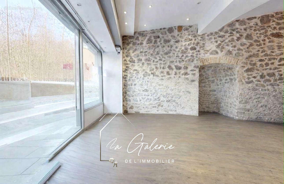 Commerce à GRENOBLE