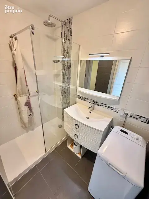 Exclusivité à FERNEY VOLTAIRE 01210, T3 76m2 avec balcon, cave et garage - photo 17