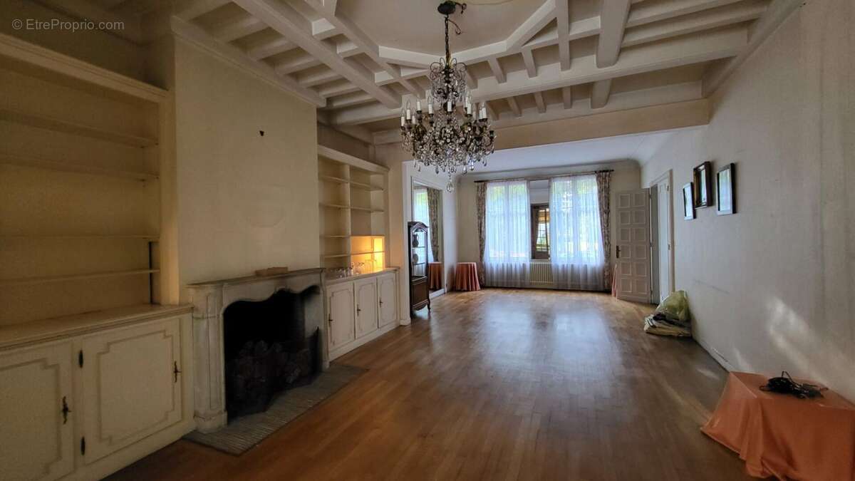 Maison à SAINT-QUENTIN