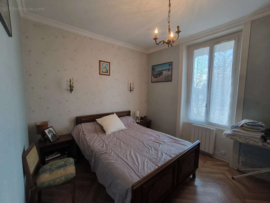 Maison à SAINT-JUNIEN