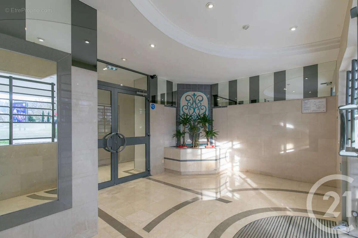 Appartement à SAINT-MAUR-DES-FOSSES