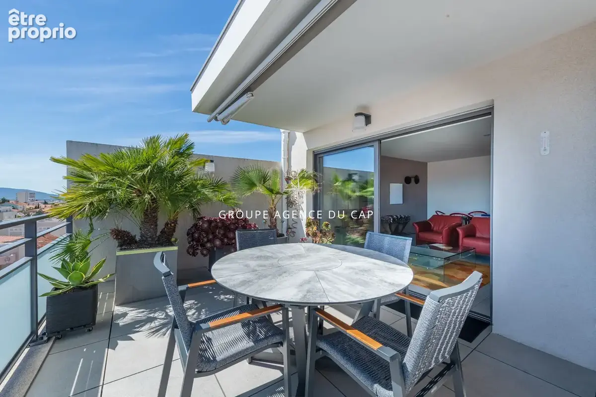 Appartement dernier étage avec grandes terrasses T4 3 chambres  Saint-Raphaël proche centre - photo 16