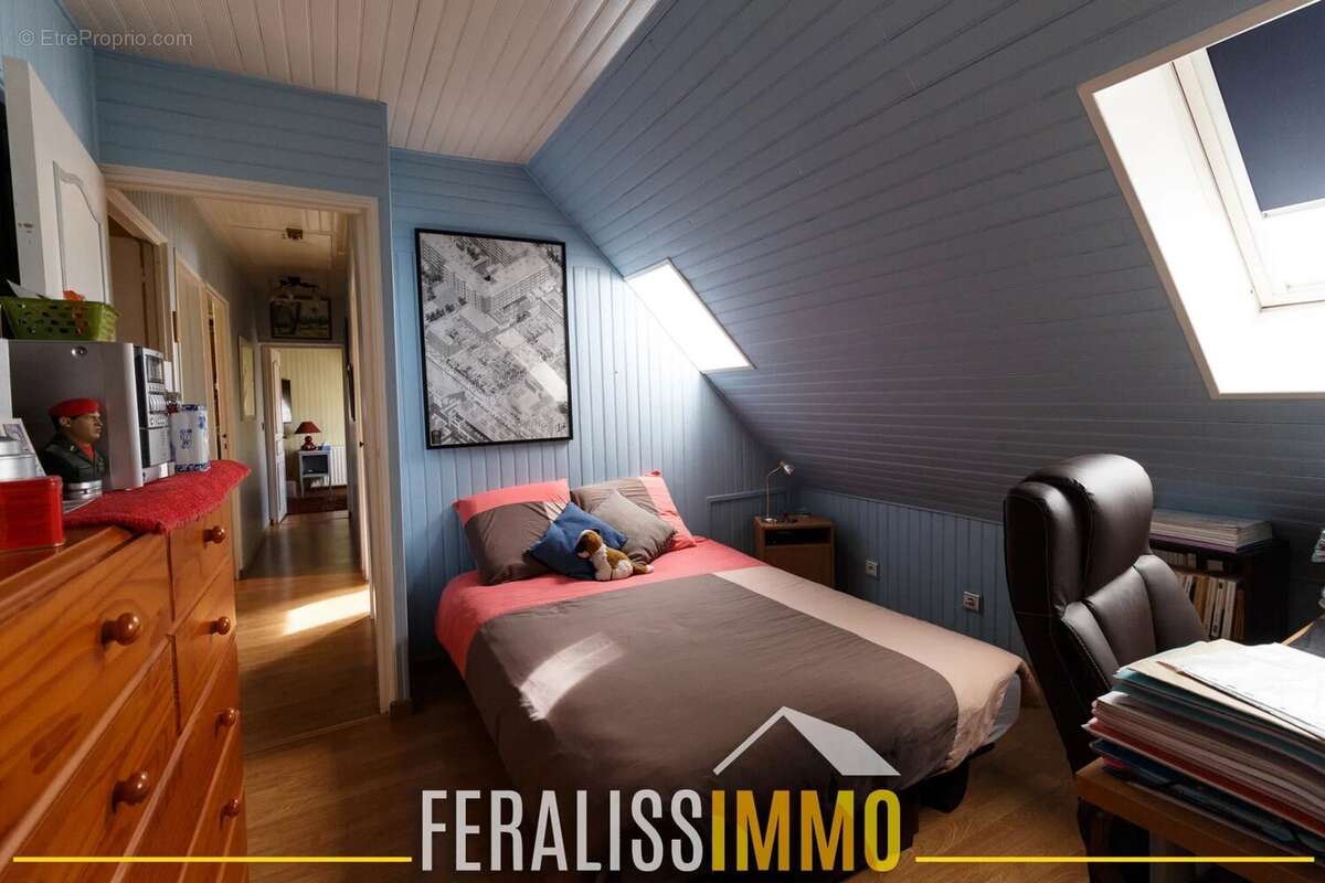 Maison à VAUX-SUR-SEINE