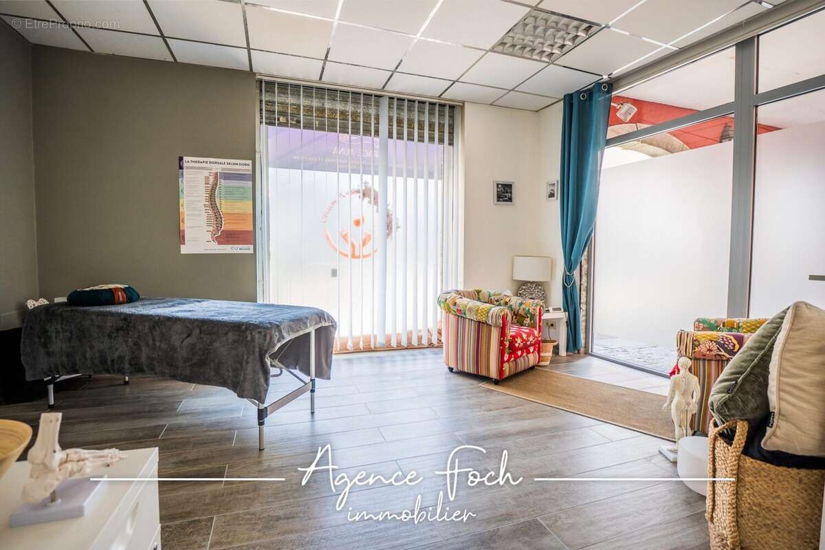 Commerce 33 m² à Tarbes  - photo 2